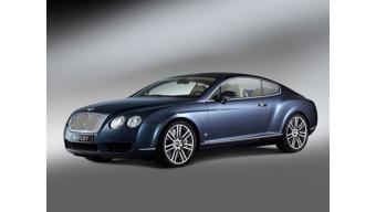 Bentley Continental GT adds Auto trophy 2012 to its name