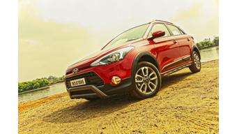 Hyundai i20 Active now offered with six airbags; priced at Rs 8.33 lakh 