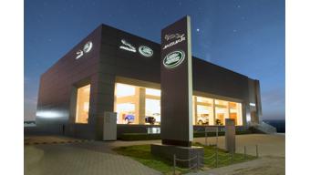 JLR expands its dealer network with a new 3S facility in Surat