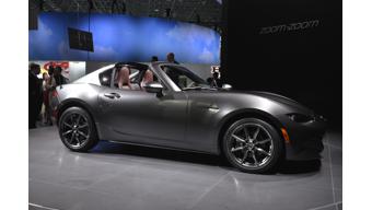 Mazda reveals MX-5 hardtop at New York Motor Show