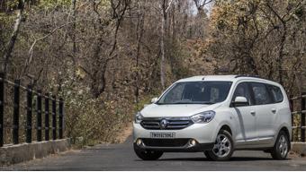 Renault Lodgy's RxZ variant discontinued