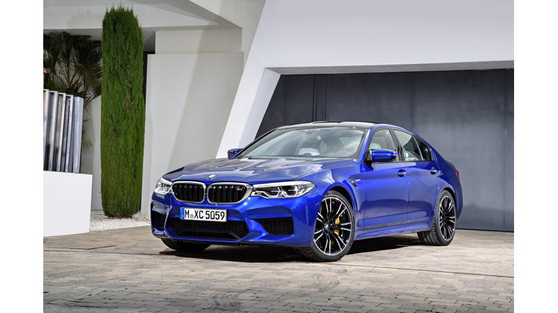 BMW reveals the new generation M5 performance sedan