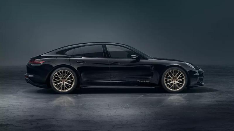 Porsche Panamera 4 listed on India website