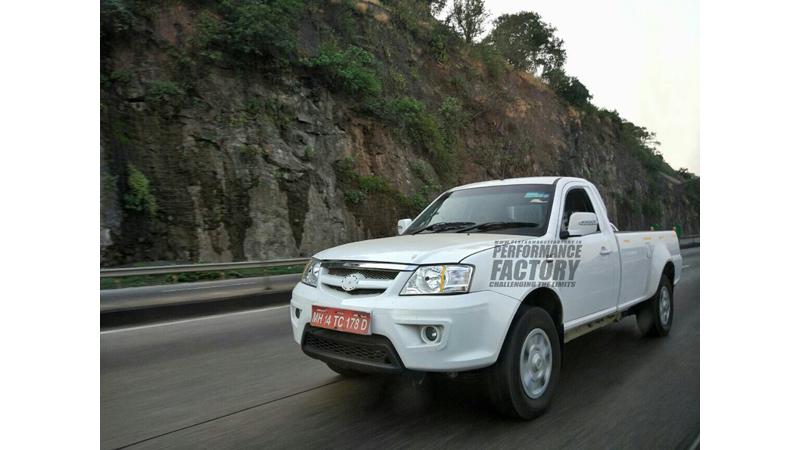 2017 Tata Xenon test mule spotted sans camouflage