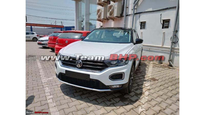 Volkswagen T-Roc arrives at dealerships in India
