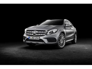 2017 Mercedes-Benz GLA unveiled at the Detroit Motor Show