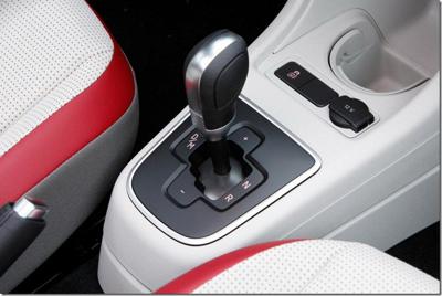 Understanding the meaning of clutchless or amt or auto gear shift ez transmission