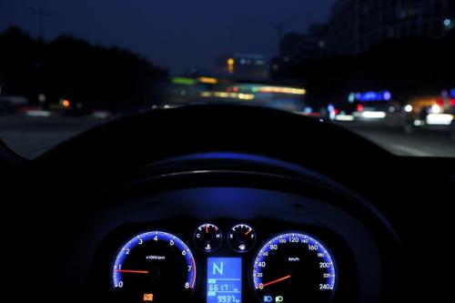 Tips for safe night driving on highways